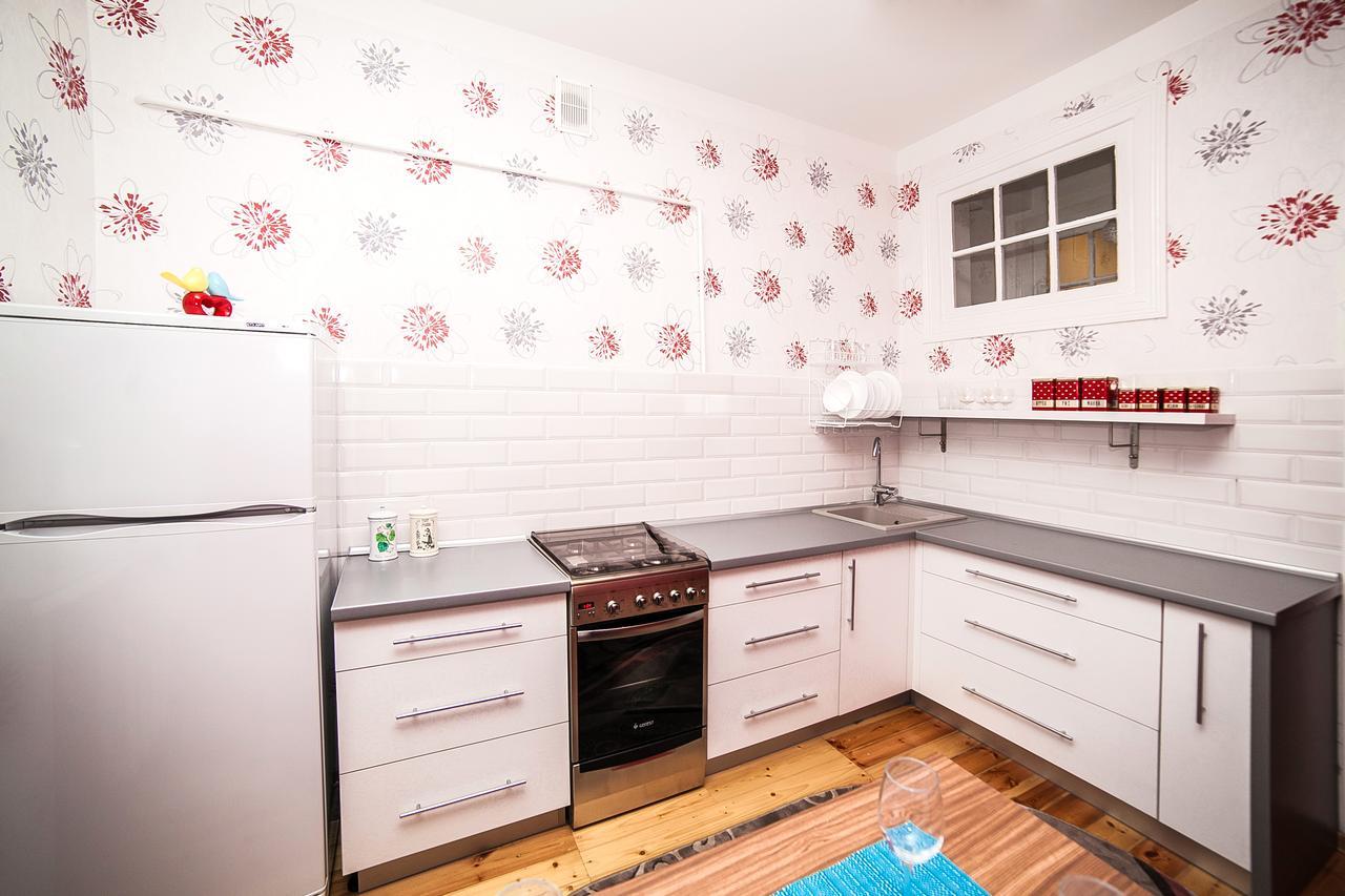 Apartment Lenina 3 Минск Екстериор снимка