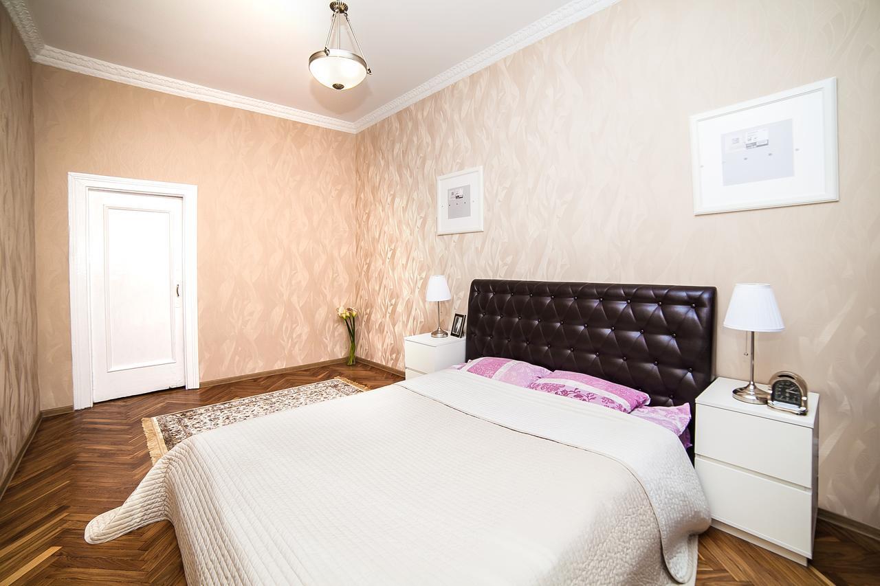 Apartment Lenina 3 Минск Екстериор снимка