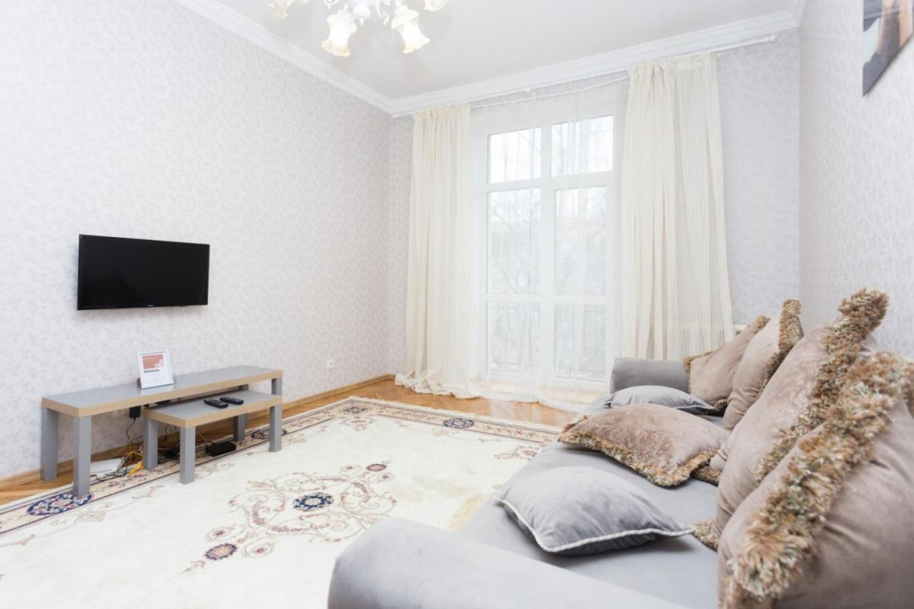 Apartment Lenina 3 Минск Екстериор снимка